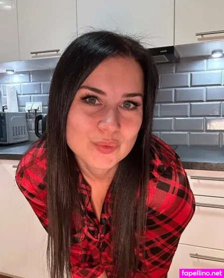 Meganscrazyworld OnlyFans Thumbnail #7zJe98Znzs