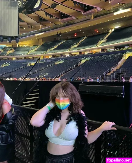 Meganxhickson OnlyFans Thumbnail #BIZYprTXvL