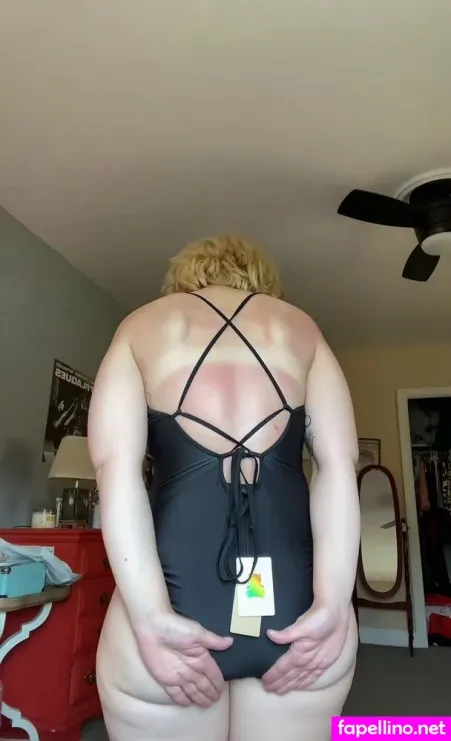 Meganxhickson OnlyFans Thumbnail #GDwK4HIgo7