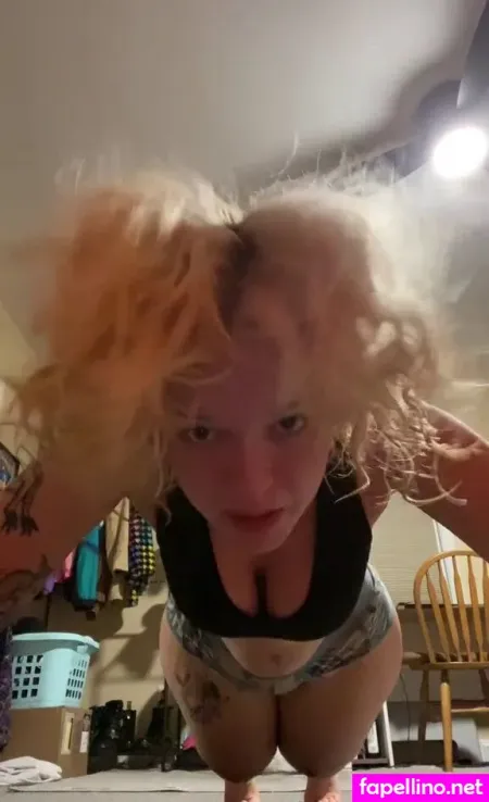 Meganxhickson OnlyFans Thumbnail #YHsmALJhzu