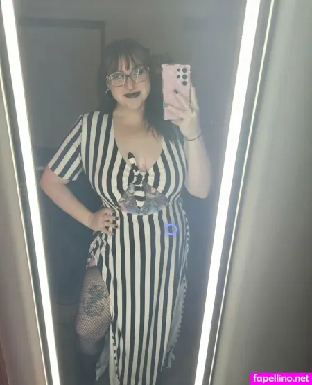 Megatits69420 OnlyFans Thumbnail #BhRK8pVwRM