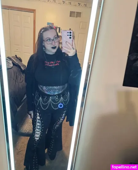 Megatits69420 Main Profile Photo