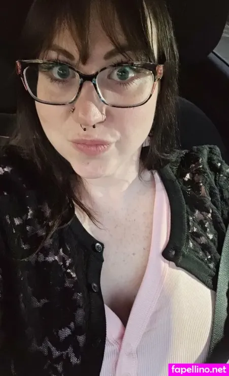 Megatits69420 OnlyFans Thumbnail #xXQeyU7L8B