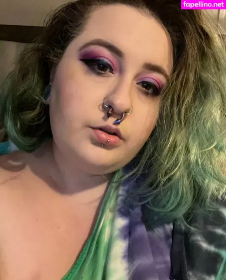 Megbebad OnlyFans Thumbnail #m1BXVhUNpC