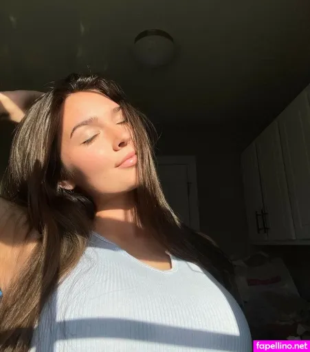 Meghan Chase OnlyFans Thumbnail #K5wAQ2fG6f