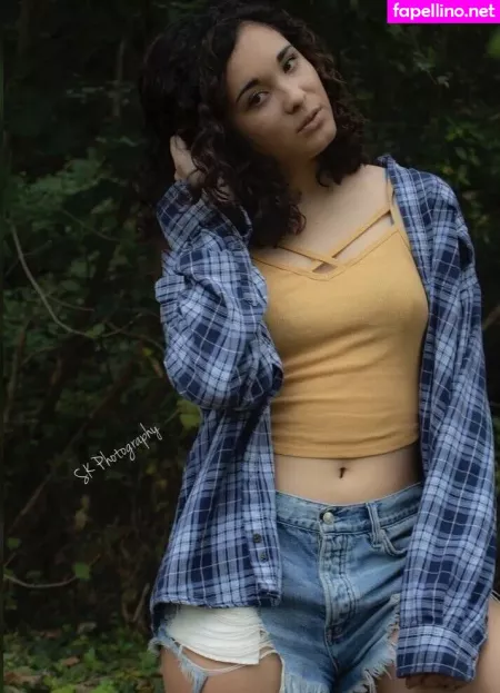 Meghan Lane OnlyFans Thumbnail #La4sunvJ8n