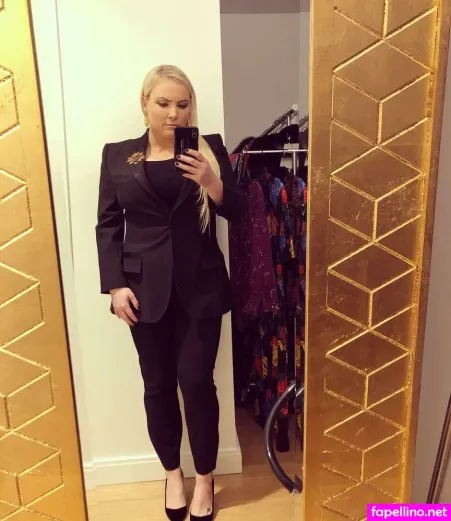 Meghan Mccain OnlyFans Thumbnail #mv9eokNWif