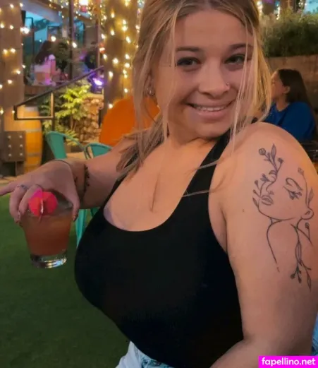 Meghan Page OnlyFans Thumbnail #FqhaWFYdKz