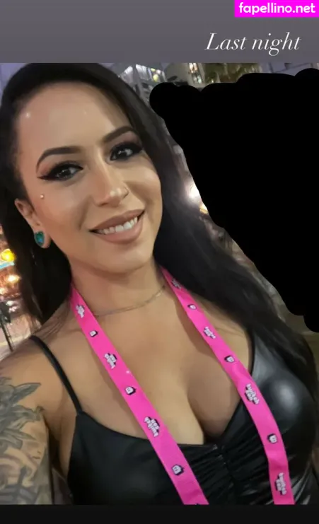 Meghanelle OnlyFans Thumbnail #1SFyVbY4CT