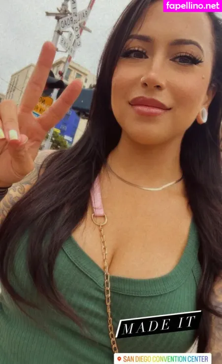 Meghanelle OnlyFans Thumbnail #Am7W5DB2yj