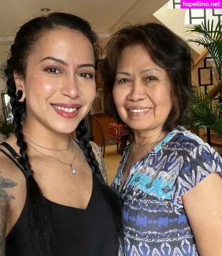 Meghanelle OnlyFans Thumbnail #BHu4WMF9yP