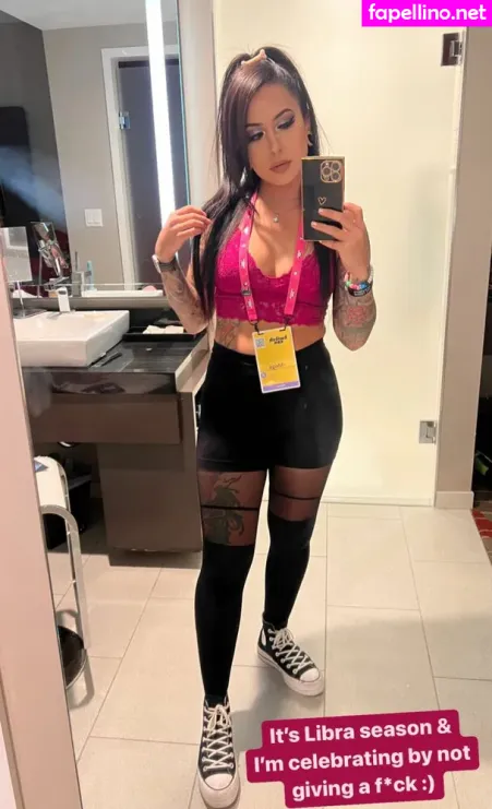 Meghanelle OnlyFans Thumbnail #EibyesnDsC