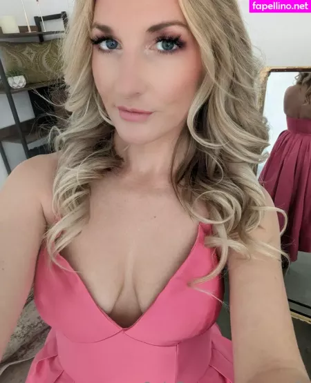 Megnfit OnlyFans Thumbnail #FFQNvoUD4C