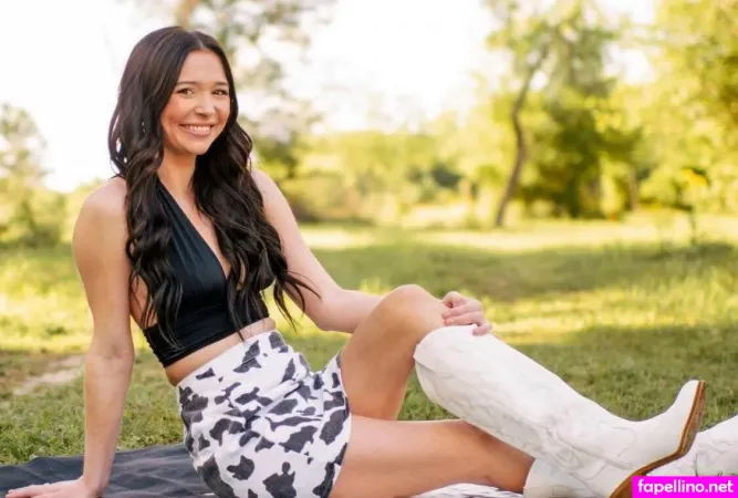 Megreilyy 1 OnlyFans Thumbnail #8HQfvDUU9L