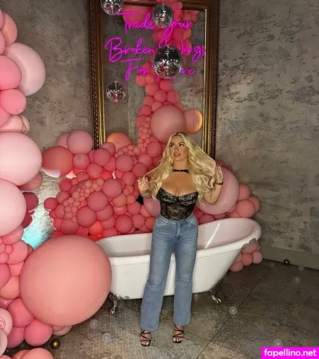 Megsmaeuk69 Main Profile Photo