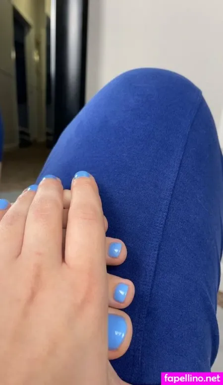 Megsmokes95 OnlyFans Thumbnail #LE33rNujoF