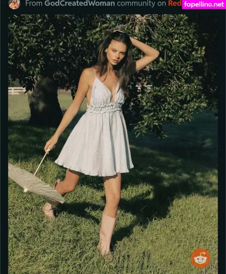 Meika Woollard OnlyFans Thumbnail #b8PqIyFw3k