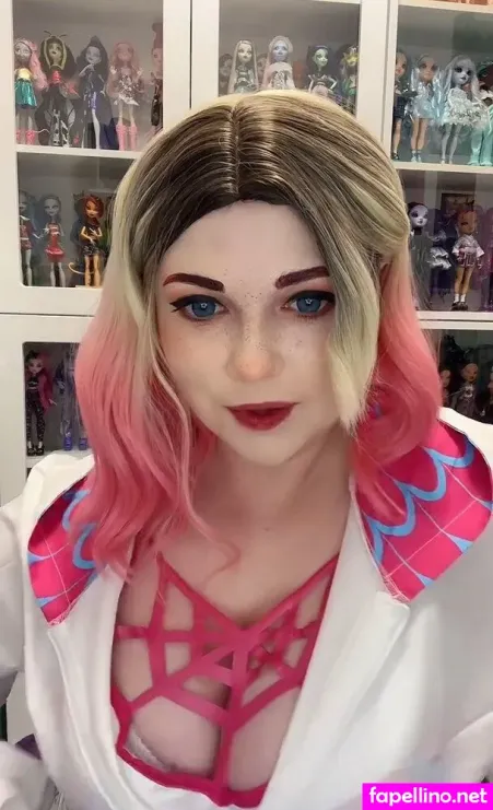 Meikaalien Main Profile Photo