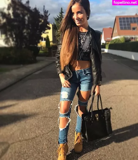 Meike Tosi OnlyFans Thumbnail #AIv30fjN6q