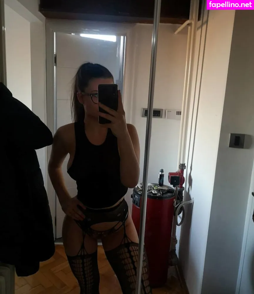 _mejbi_bejbi_, mejbi_bejbi Nude Leaked OnlyFans Photo #4CdiFGF08W