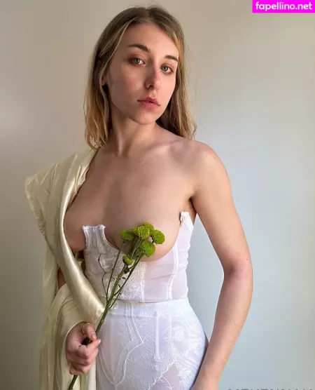 Mekennaharchives OnlyFans Thumbnail #OLpjRXspL7