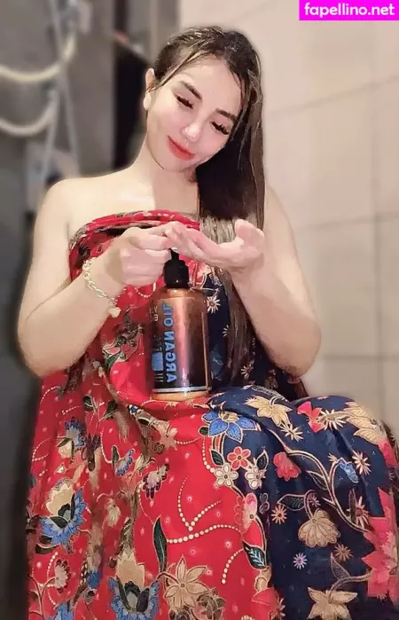 Meksarrah OnlyFans Thumbnail #O9O0wb4I9j