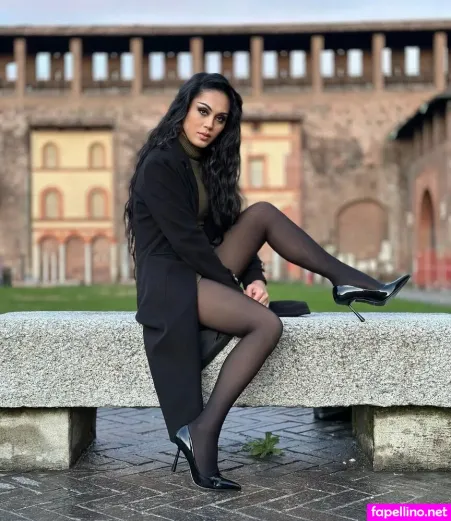 Mel Cross Cd OnlyFans Thumbnail #IheFMKmEl5