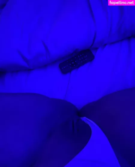 Mel Farahmand OnlyFans Thumbnail #V5OIjMT6pV