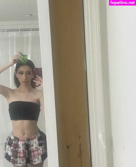 Mel OnlyFans Thumbnail #uDat8x3Ss2