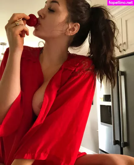 Mela Baby OnlyFans Thumbnail #IHcguyIumQ