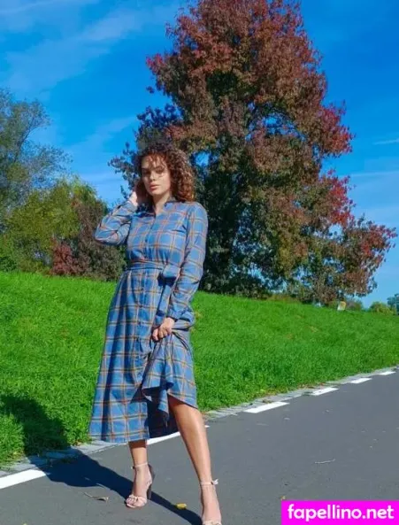 Melania OnlyFans Thumbnail #HoQR7lxbuN