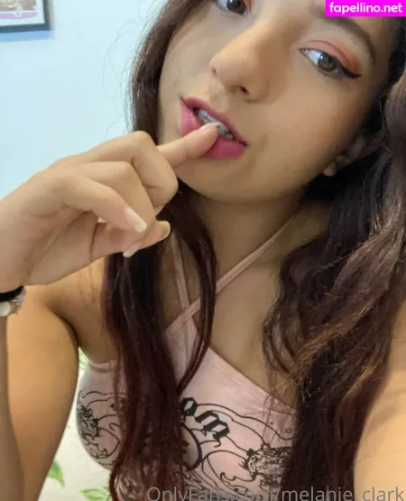 Melanie Clark OnlyFans Thumbnail #veQeCLfXnz