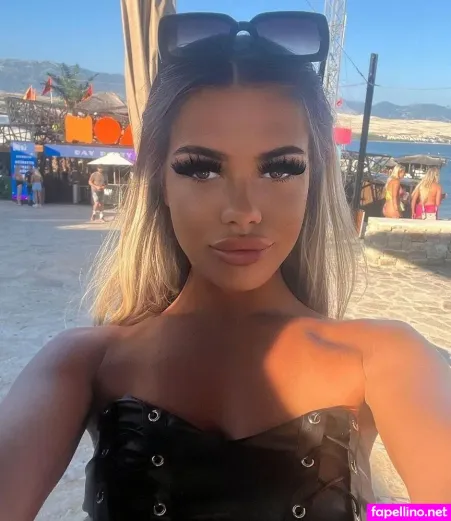 Melanie Collett OnlyFans Thumbnail #b6E5l3eax1