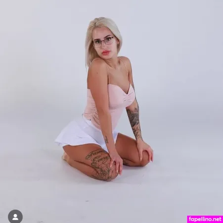 Melanie Cora OnlyFans Thumbnail #5M6zUXwchB