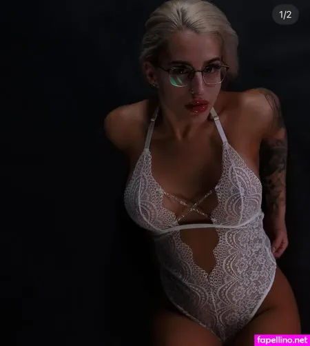 Melanie Cora OnlyFans Thumbnail #8vYl2IS9c5