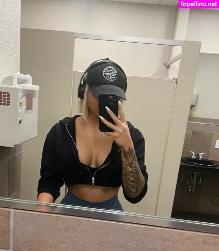 Melanie Doulik OnlyFans Thumbnail #dA19VOC2w4
