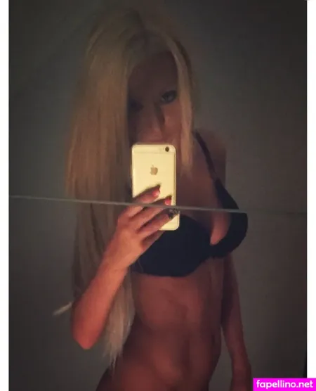 Melanie Hirsch OnlyFans Thumbnail #GiZ2z7pDyY