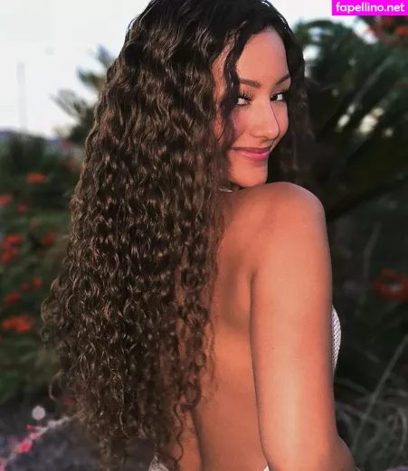 Melanie Iglesias OnlyFans Thumbnail #6apiG8zKCz