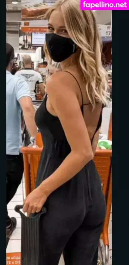 Melanie Kroll OnlyFans Thumbnail #7snmbExXb4