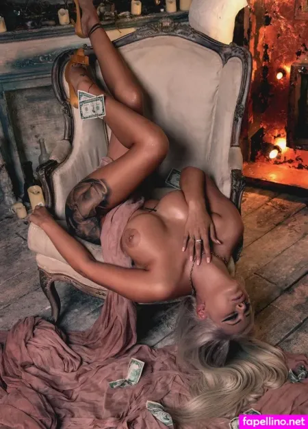 Melanie Lexxx OnlyFans Thumbnail #eps4ktyedD