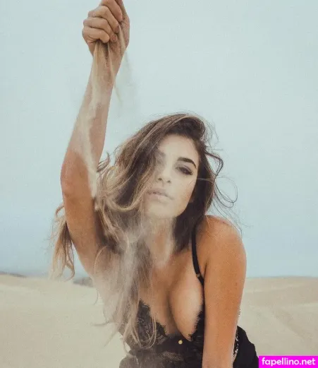 Melanie Marcia OnlyFans Thumbnail #s4fBXswDs7