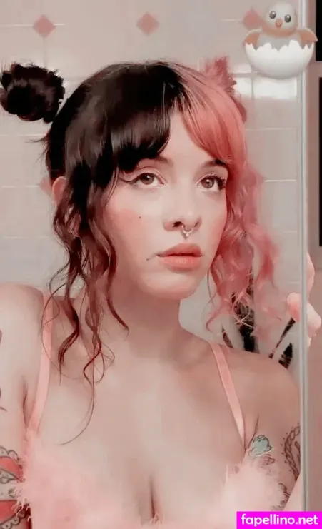 Melanie Martinez Main Profile Photo