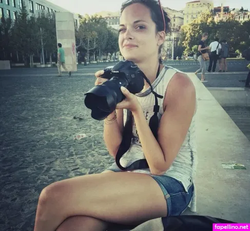 Melanie Mfleirer OnlyFans Thumbnail #hZd8GIdusK