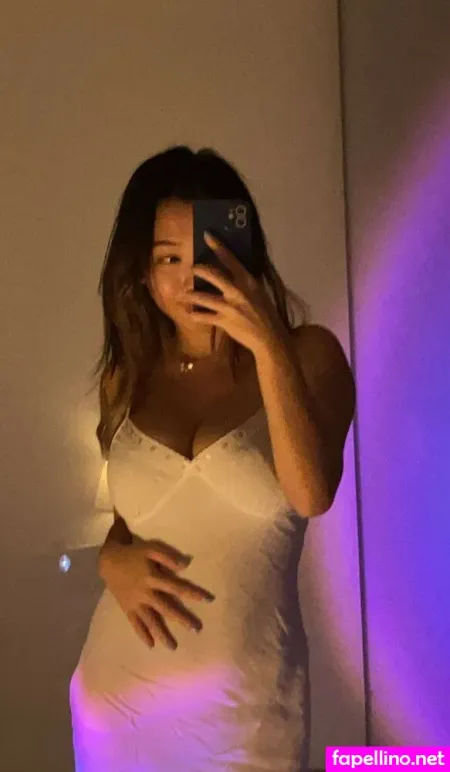 Melanie Wee OnlyFans Thumbnail #LezAy2CZhH