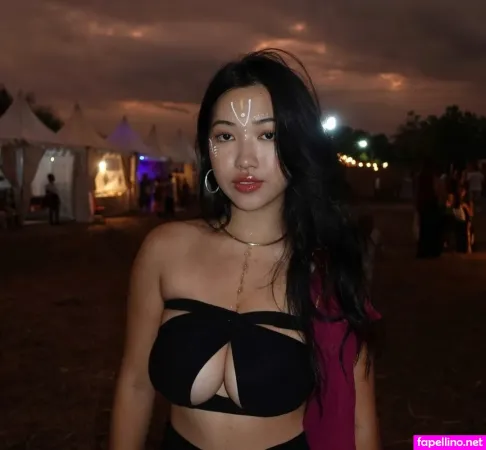 Melanie Wee OnlyFans Thumbnail #efdyjv1pxK