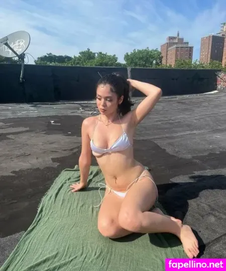 Melanie OnlyFans Thumbnail #sWjYdFBAG1