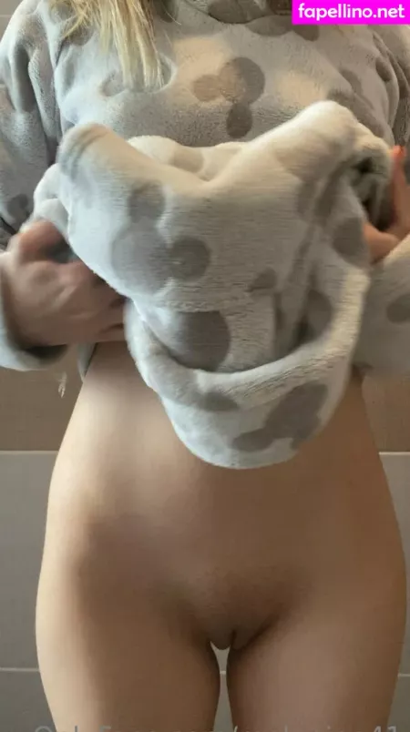 Melaniee41 OnlyFans Thumbnail #5h7U74LbEr