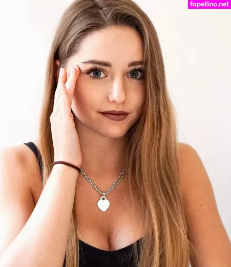 Melaniehfl OnlyFans Thumbnail #KXpjSHQWTt