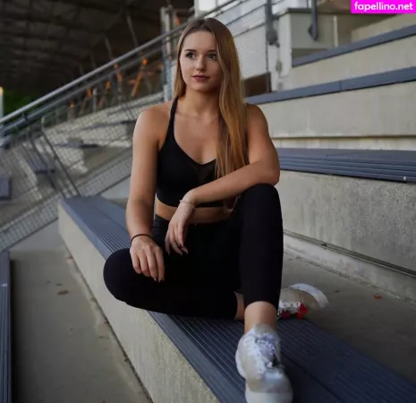 Melaniehfl OnlyFans Thumbnail #P9A83QKO72