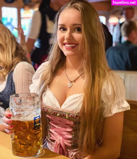 Melaniehfl OnlyFans Thumbnail #g3IziWh4E7